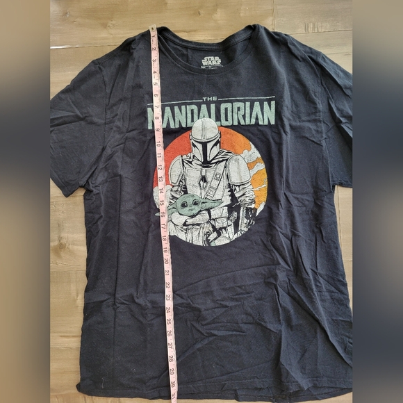STAR WARS Mandalorian Shirt Men 2XL‎ Short Sleeve T-Shirt Black Graphic Tee - Picture 5 of 6
